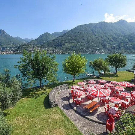 In Solto Collina Bg With Kitchen Holiday home Riva di Solto